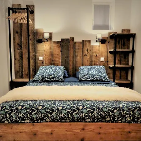 Oda ve Kahvaltı Le Moulin De Follet Fougere (Maine-et-Loire)