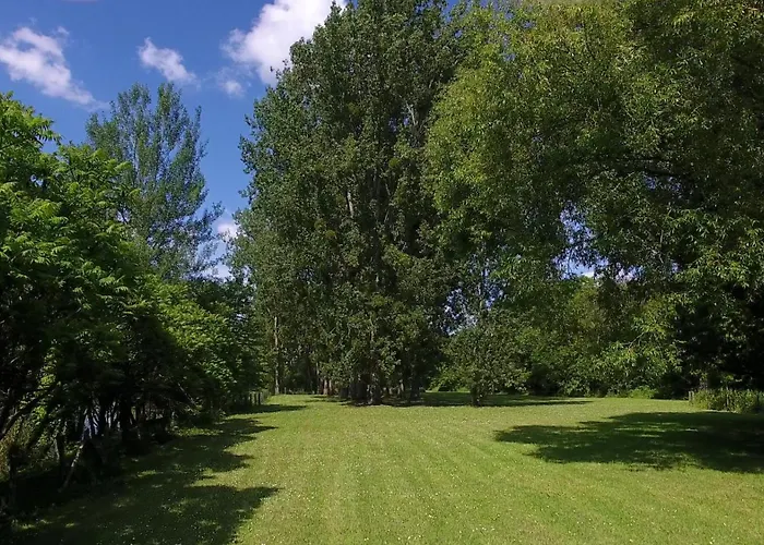Alojamento de Acomodação e Pequeno-almoço Le Moulin De Follet Fougere (Maine-et-Loire)